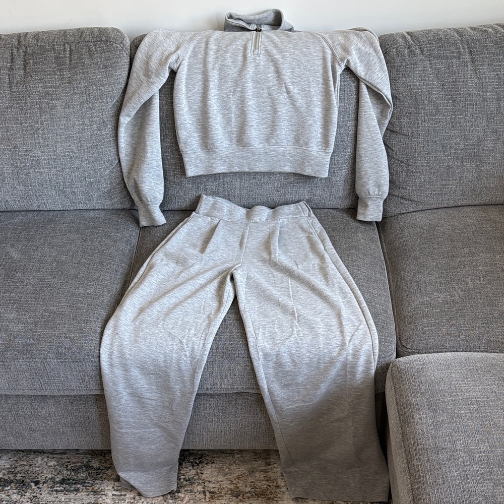 Dynamite Heather Gray Zip-Up Set - Picture 1 of 3